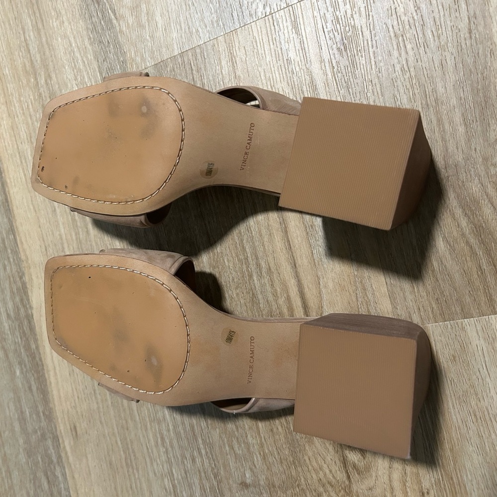 Vince Camuto Women's Brown Mules - Picture 4 of 4